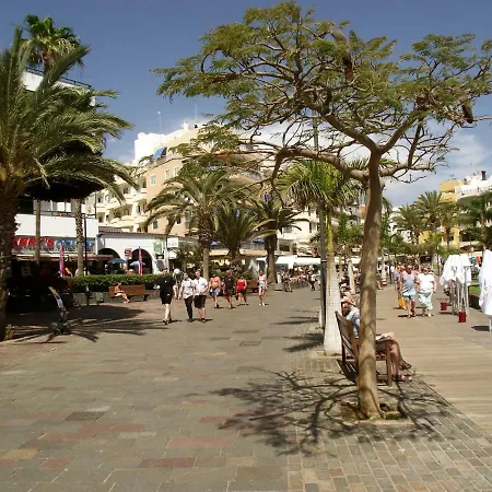 Parque Tropical I Lägenhet Los Cristianos (Tenerife)