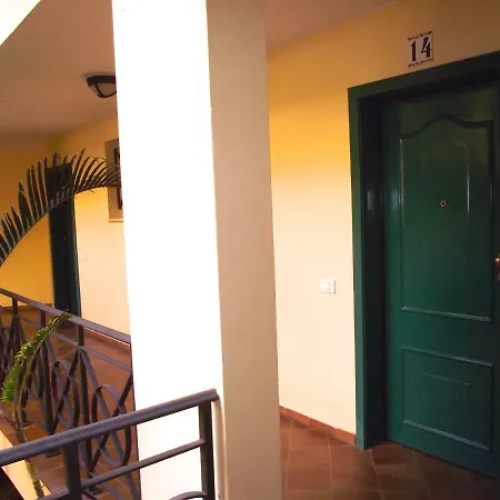 Apartament Parque Tropical I *