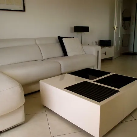 Apartament Parque Tropical I *